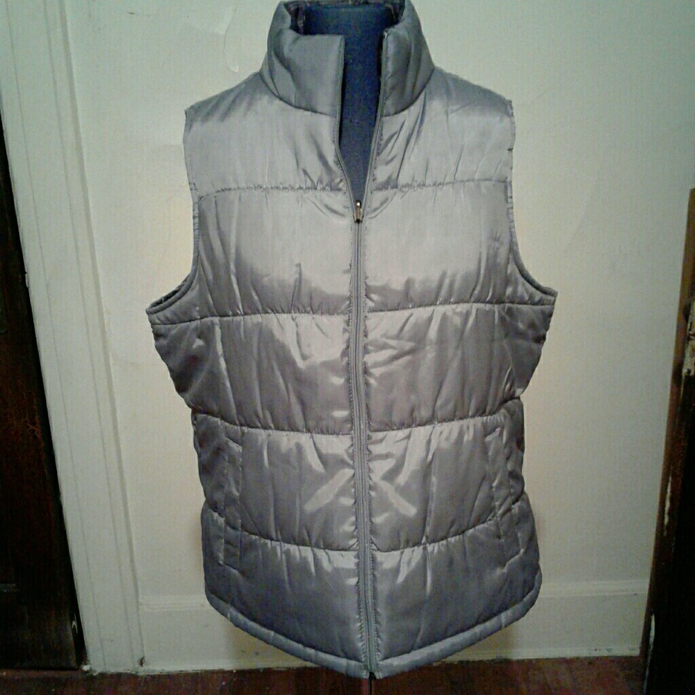 Merona Reversible Vest (Womens)